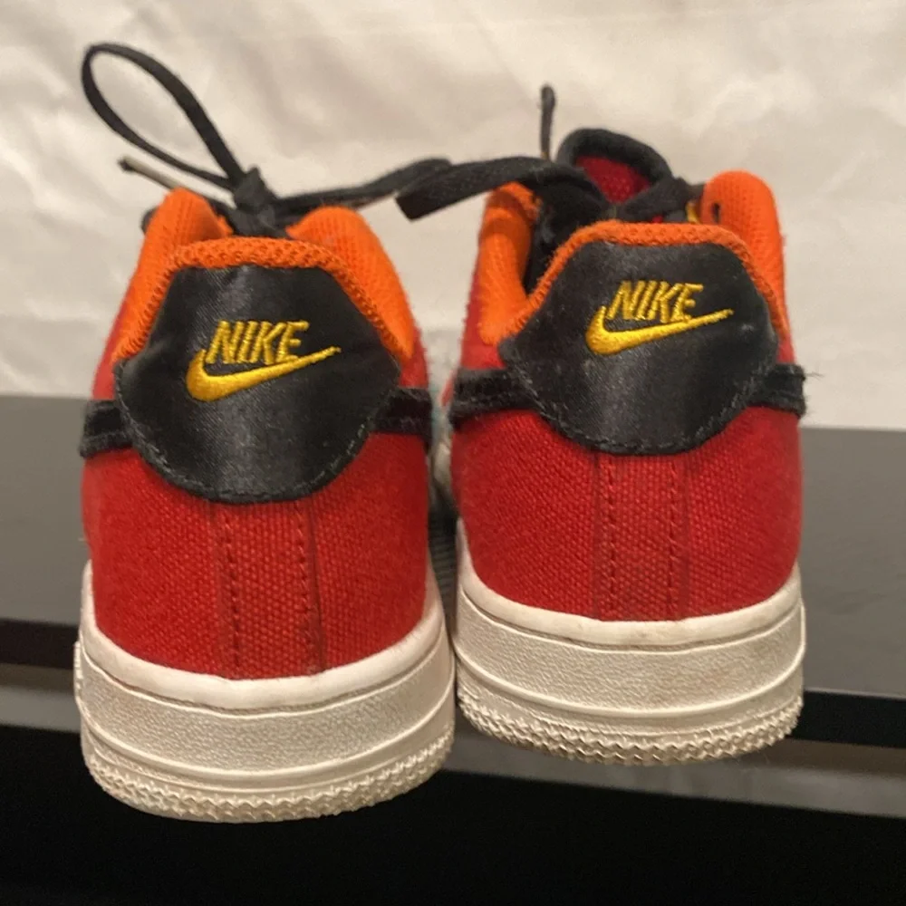 Nike vibrant red